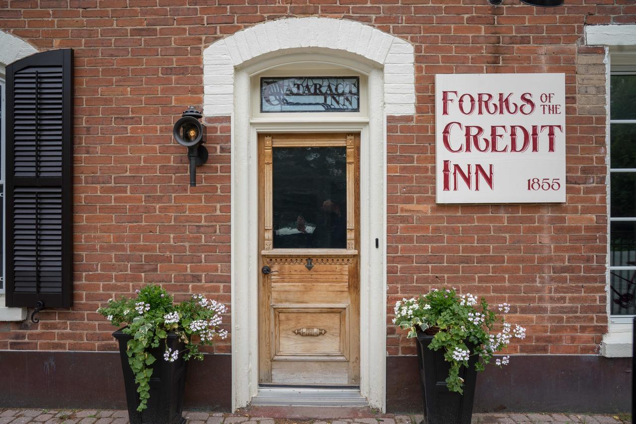 Forks Of The Credit Inn Orangeville Bagian luar foto